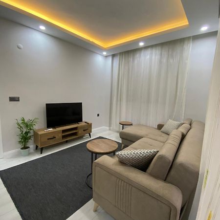 Antalya Havalimanina Yakin Havuzlu 1+1 Lux Daire Exterior photo